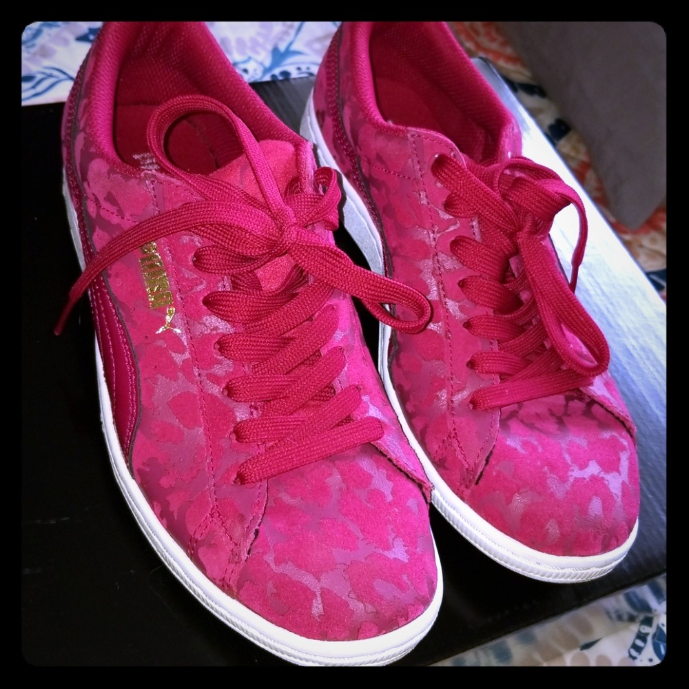 Puma sneakers